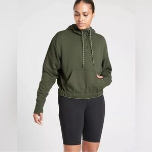 Athleta Ascend Warm Up Hoodie in Tuscan Olive
